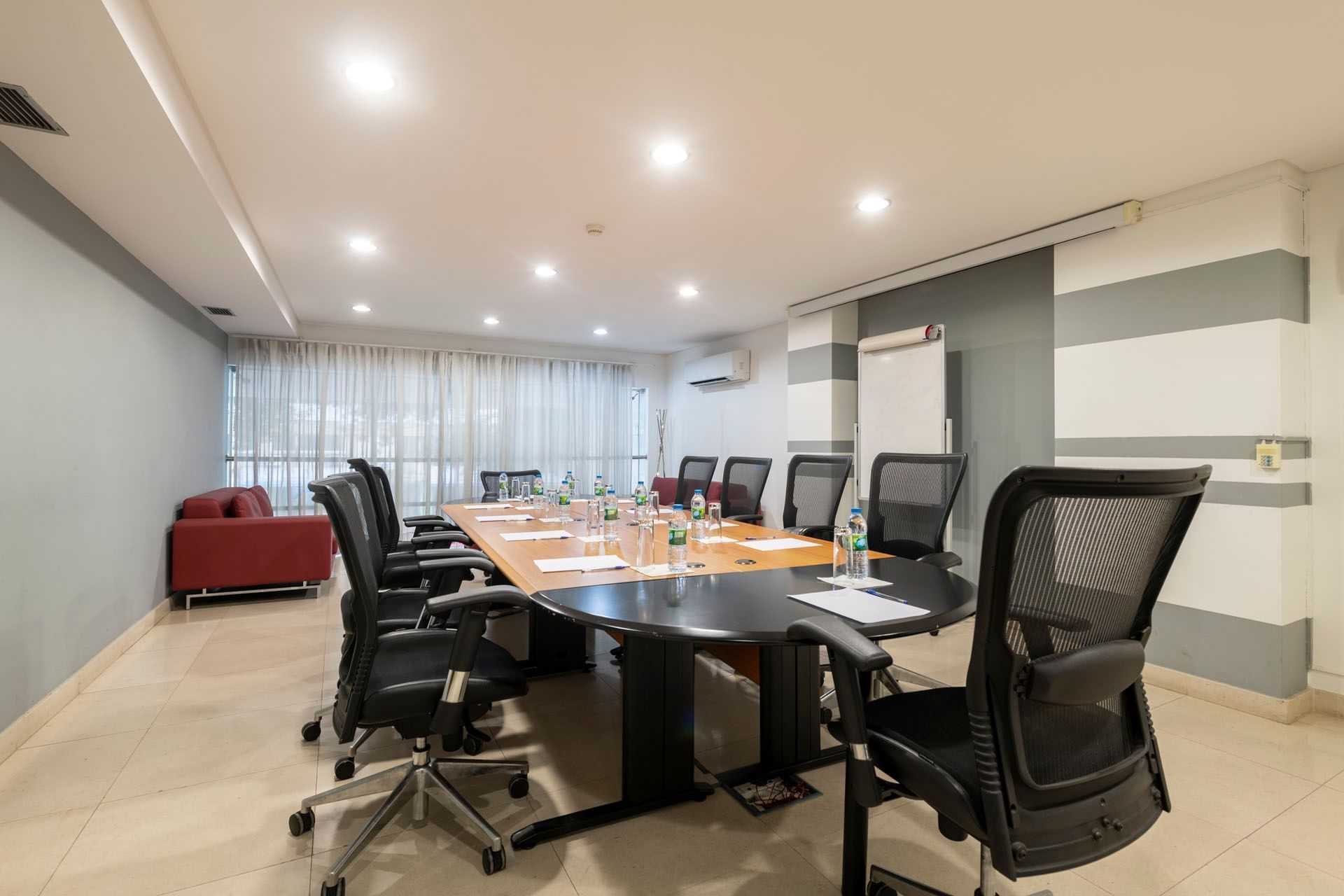 RK Suite Hotel Luanda — Meetings & Events