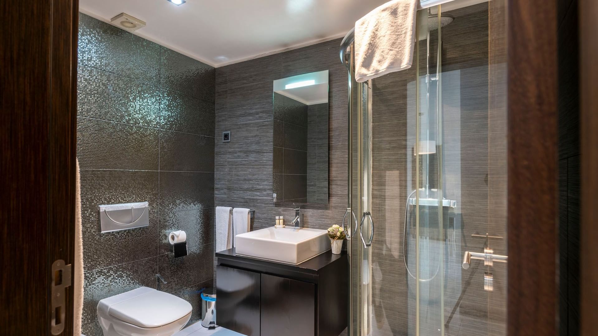 RK Suite Hotel Luanda — Deluxe Suite (6)