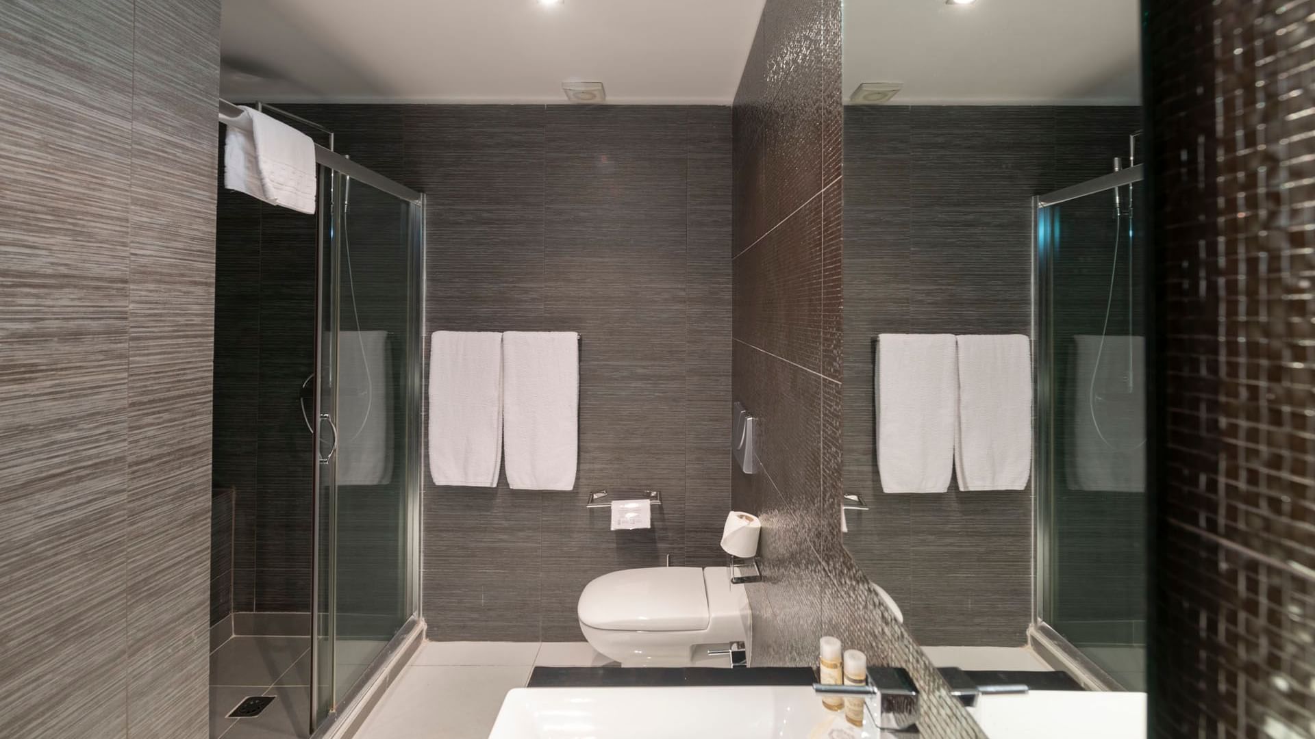RK Suite Hotel Luanda — Studio Suite (8)